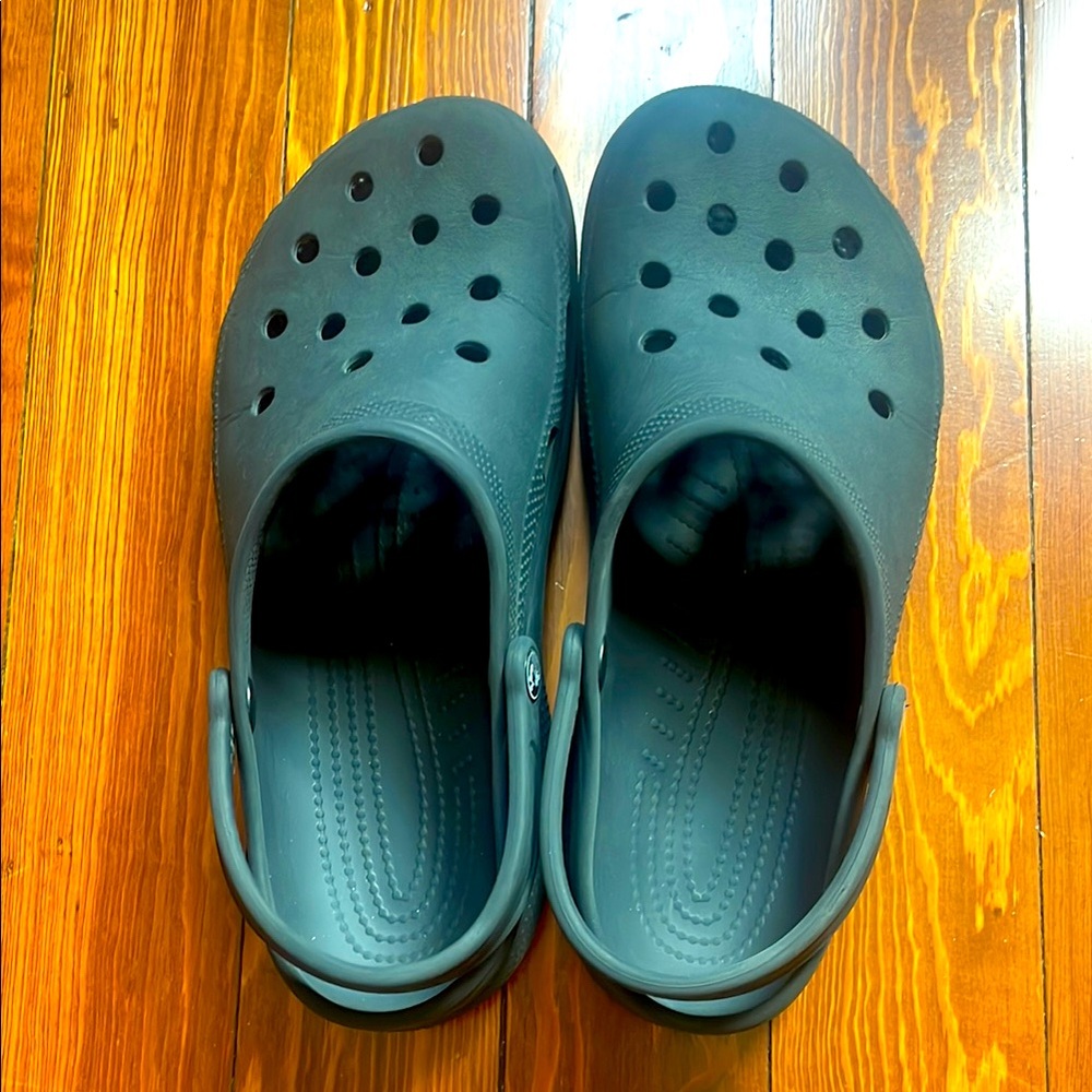 Men’s Size 11 Black Crocs